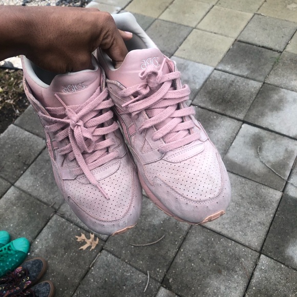 Pink Reebok ASICS - Picture 3 of 5